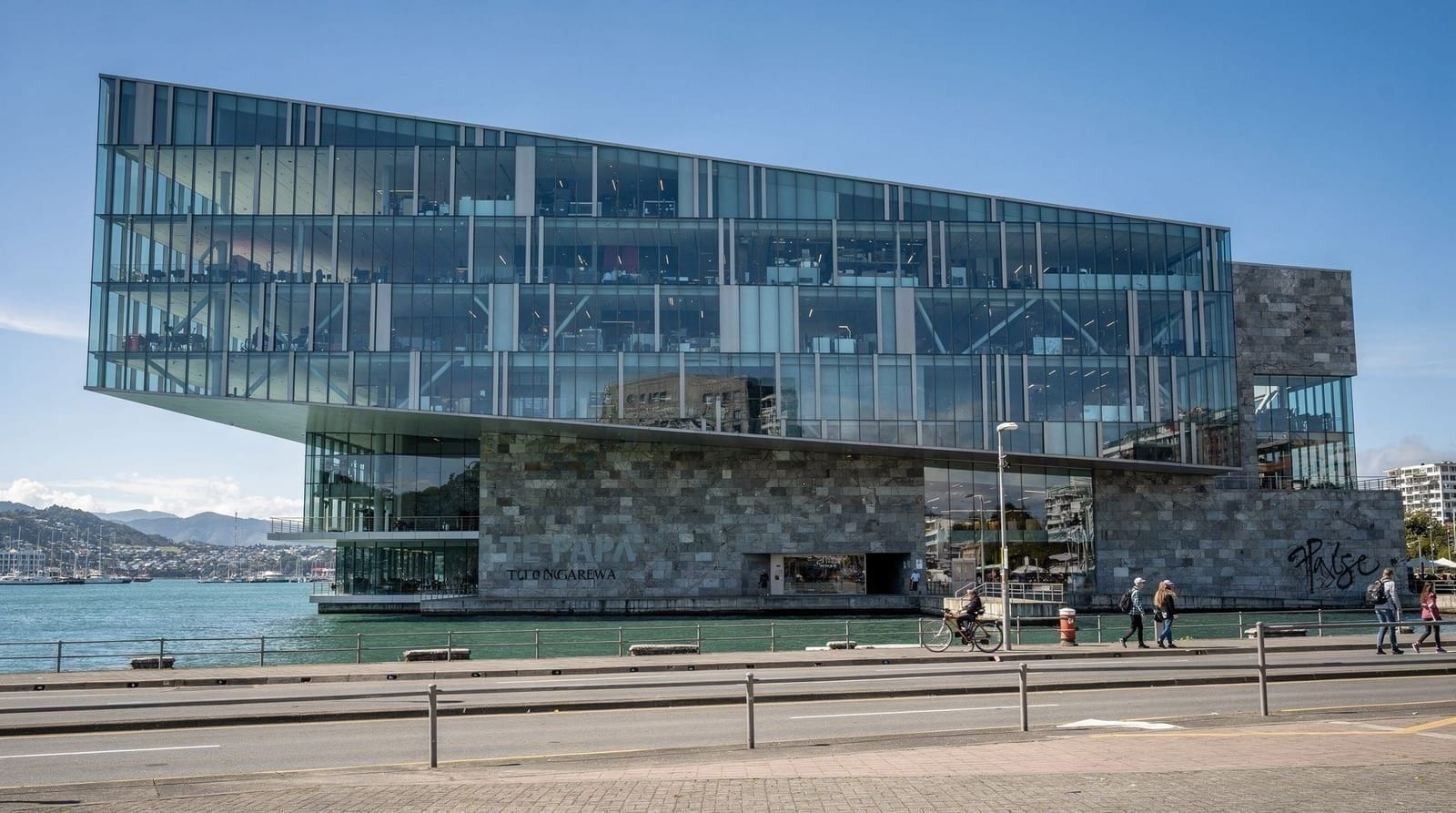 Culture and history — Te Papa, Parliament, City Gallery and Wellington's maritime heritage